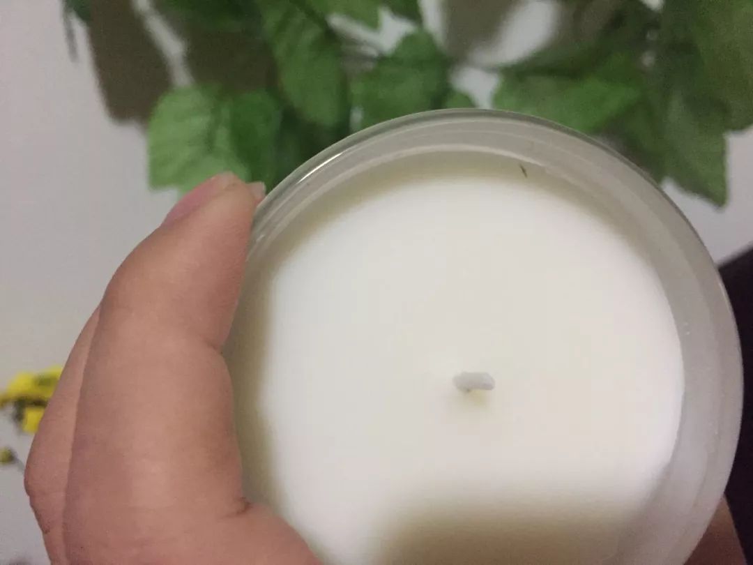 石蠟香薰蠟燭真的對(duì)人體有害嗎？究竟有害在哪里？