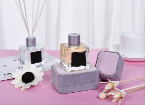 香水可以直接噴在皮膚上嗎？它的正確噴法估計(jì)你不知道