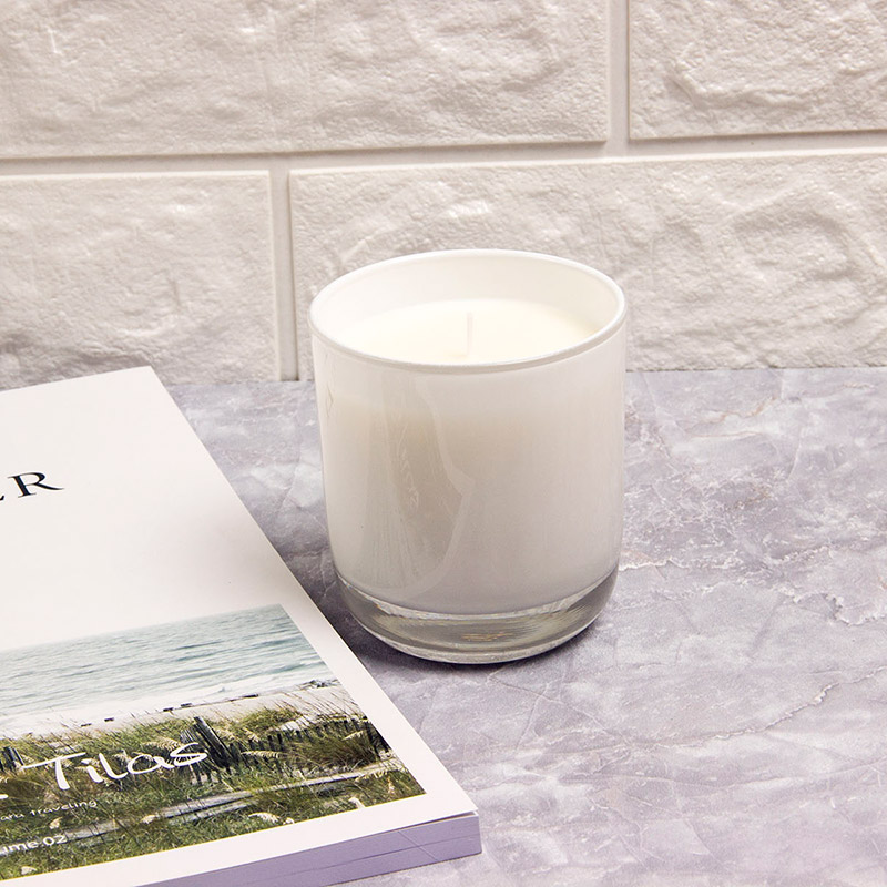 香薰蠟燭的選擇與季節(jié)變化有什么關(guān)系 香薰蠟燭的選擇與季節(jié)變化有什么關(guān)系