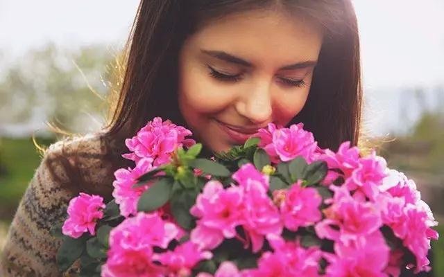 汽車用香水還是香薰？它們有何區(qū)別？