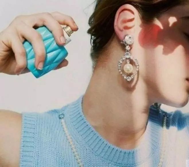 戀愛必備“發(fā)香噴霧”，即使逆風十里，依然“香氣”襲人