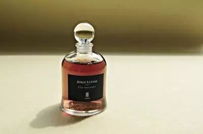 梔子花|4月過(guò)半，純白季即將來(lái)襲，請(qǐng)你穿上“梔子花”入夢(mèng)！