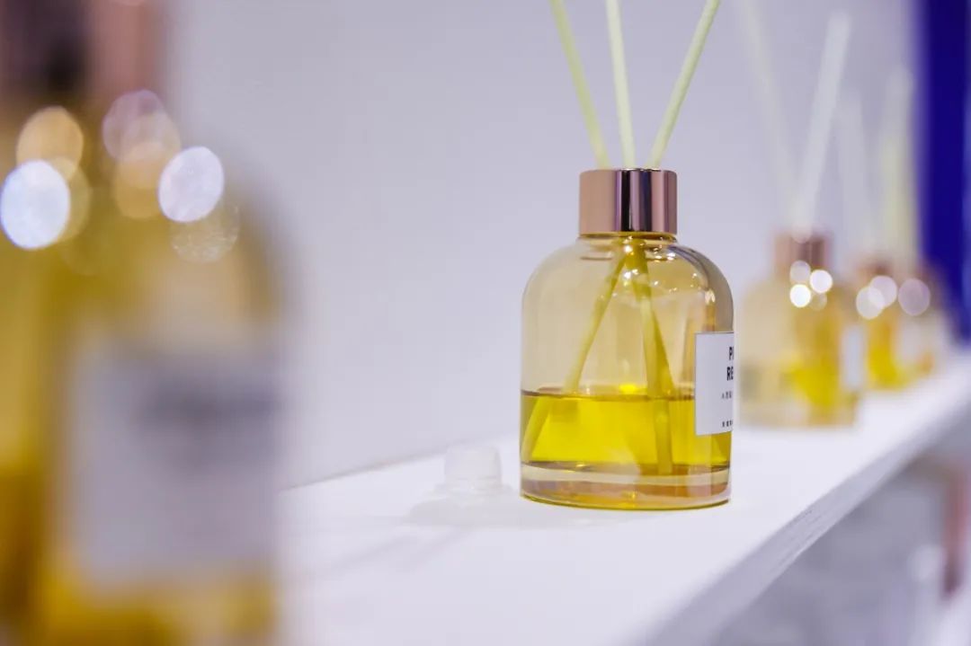 國(guó)內(nèi)外香料香精的歷史、現(xiàn)狀及發(fā)展