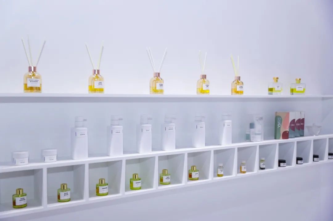 國(guó)內(nèi)外香料香精的歷史、現(xiàn)狀及發(fā)展