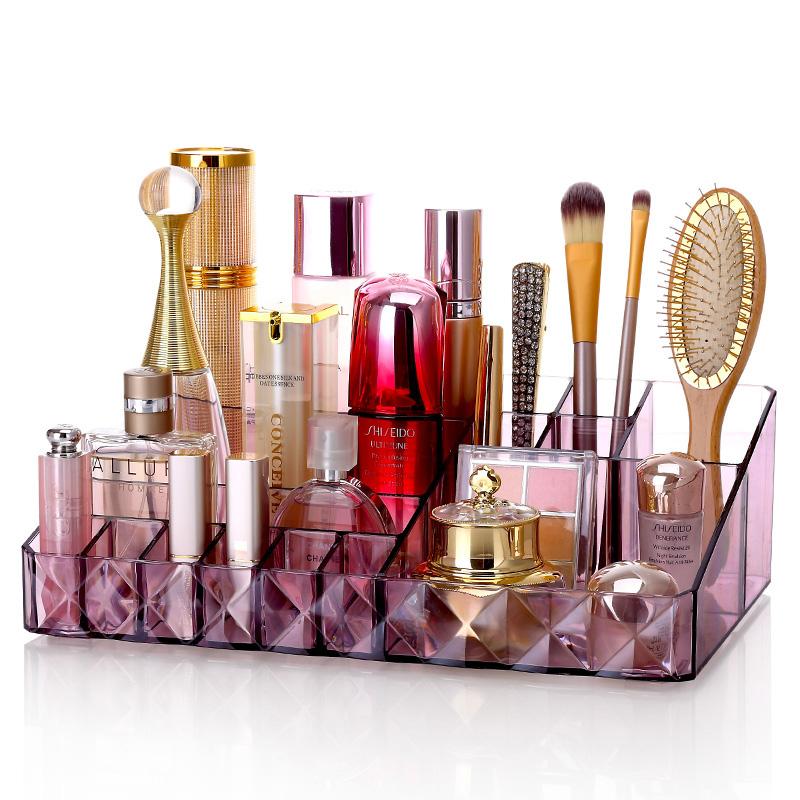 香精在化妝品中起到什么作用？